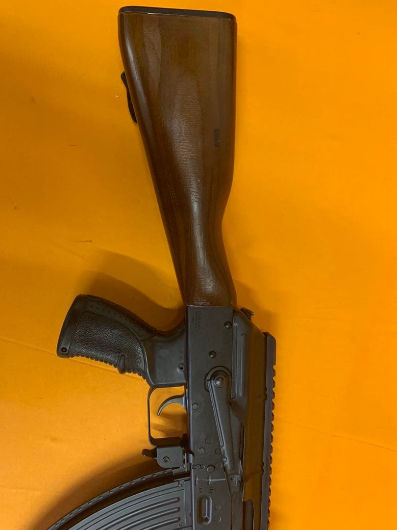 東京マルイ AKM ガスブロ木製ストック ハンドガード 付き　予備マガジン2本