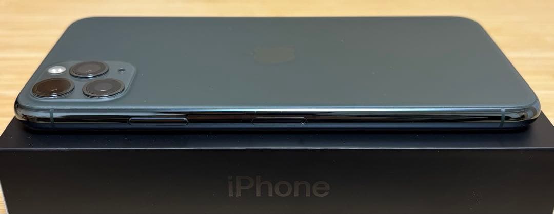 【美品】iPhone 11 PRO MAX 256GB ミッドナイトグリーン
