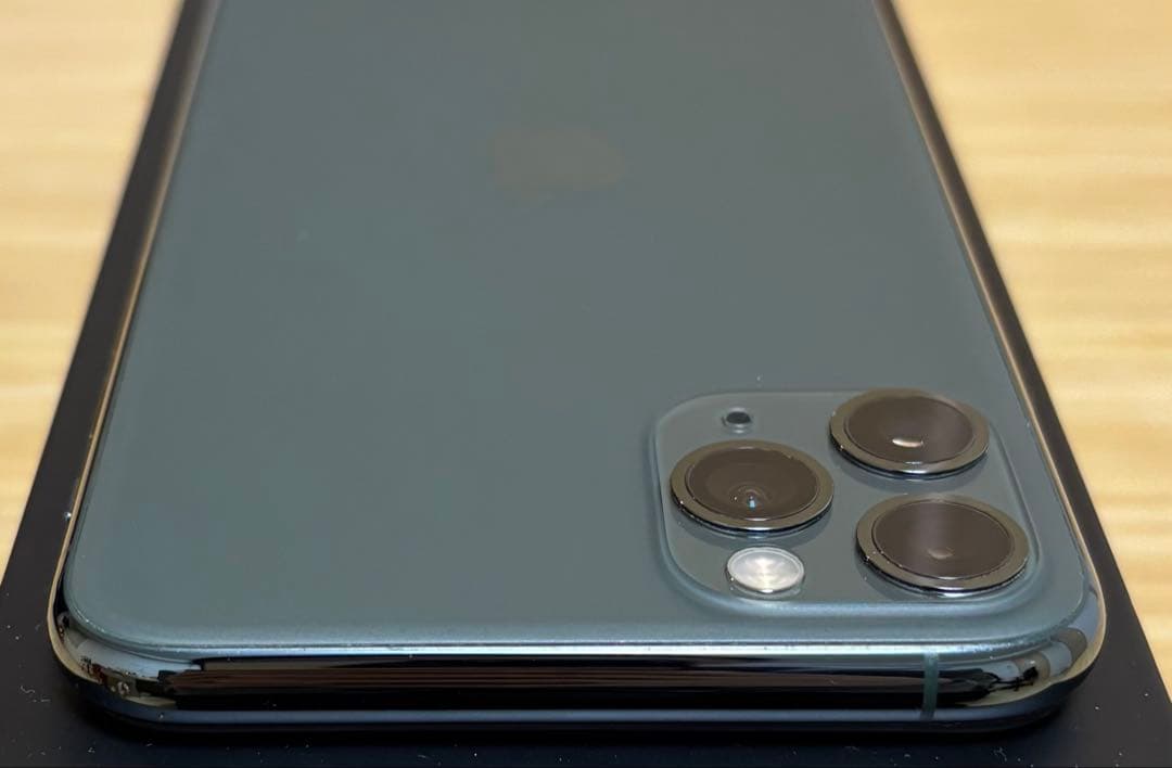 【美品】iPhone 11 PRO MAX 256GB ミッドナイトグリーン