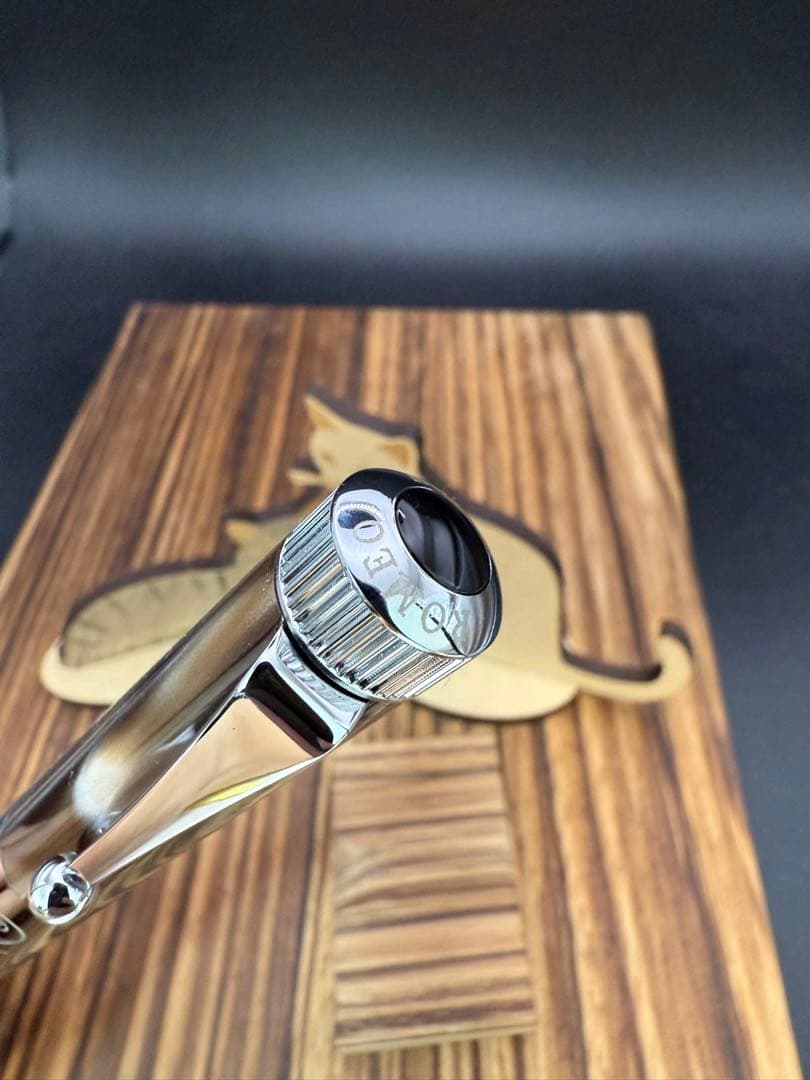 伊東屋 Romeo NO.3 ボールペン イタリアングレー 太軸