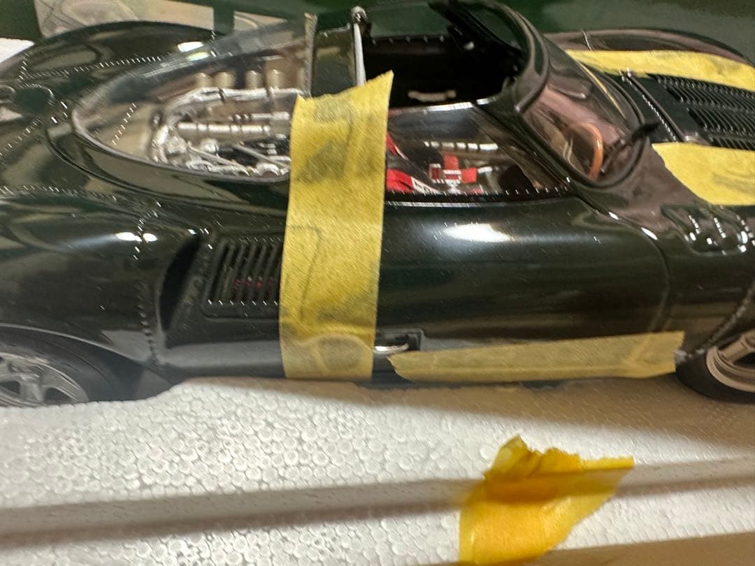 AUTOart オートアート1/18 JaguarXJ 13GREEN ジャガー