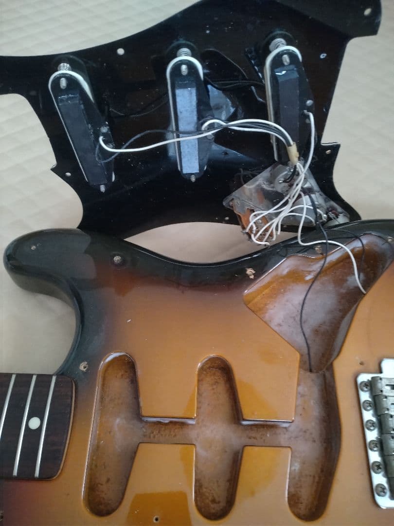 Squier by Fender 日本製　シルバーシリーズ