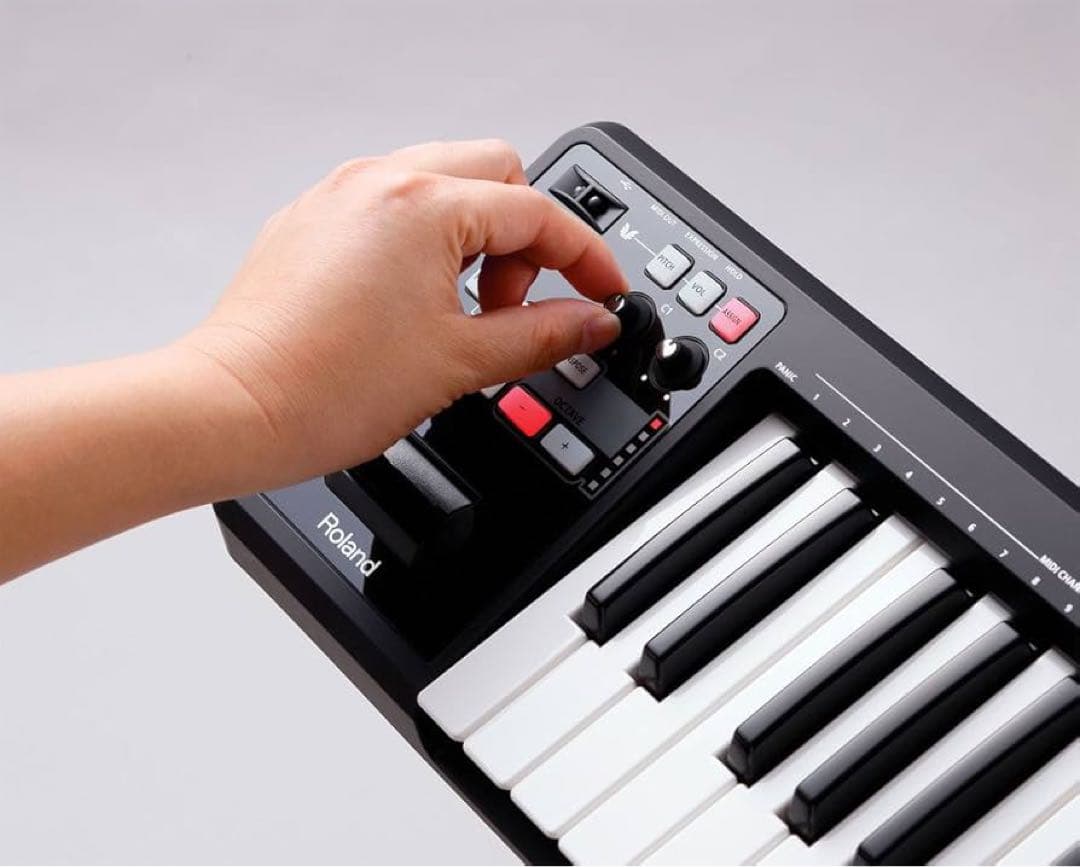 Roland A-49 MIDIキーボードコントローラー ブラック　新品未使用品