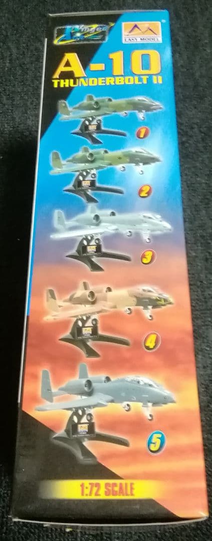 A10サンダーボルトII1:72塗装済完成品模型２機セット(イージーモデル)新品