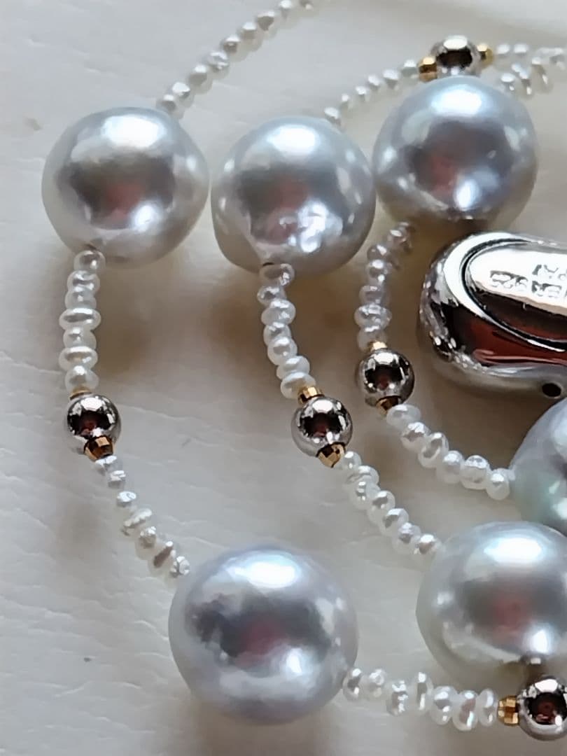 アコヤ真珠シルバーグレーの大珠、あこや砂芥子パールのネックレス