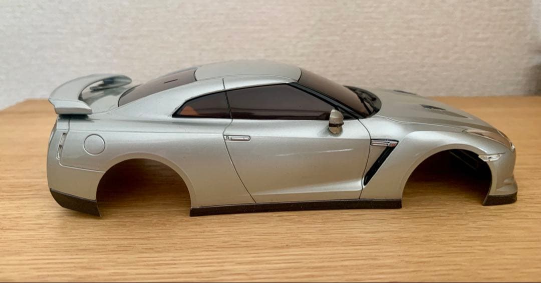 ミニッツ 京商　GT–R ボディー2台
