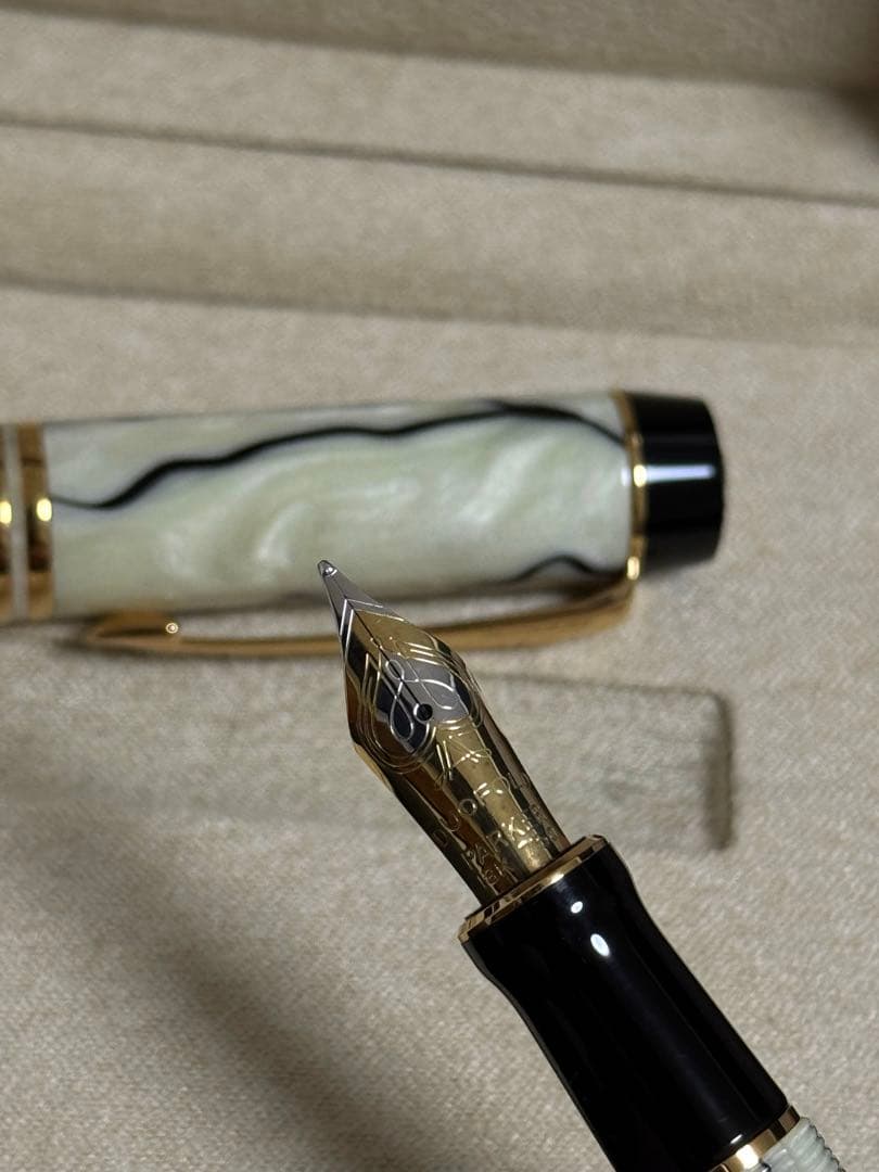 パーカー デュオフォールド パール＆ブラック センテニアル 18k F(細字)