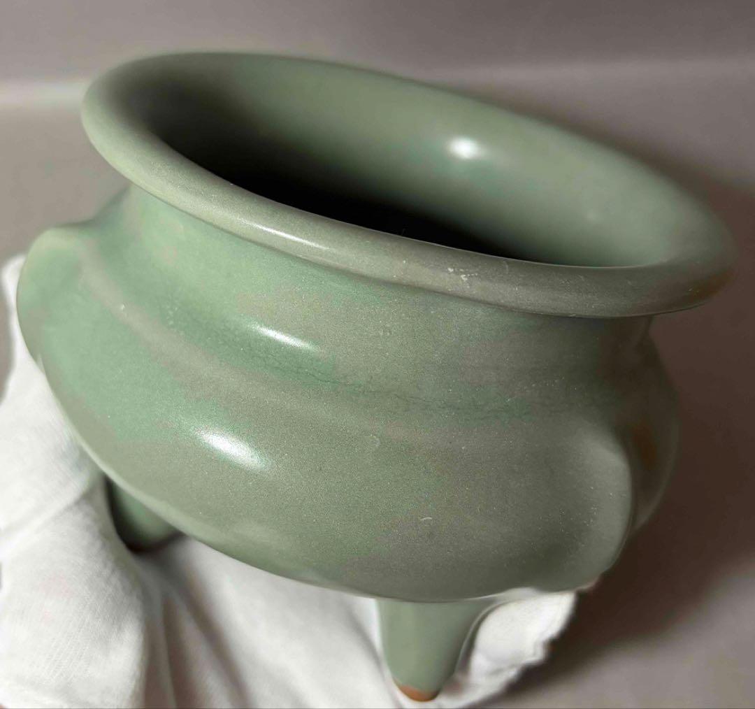 中国 青磁三つ足炉　f2251126