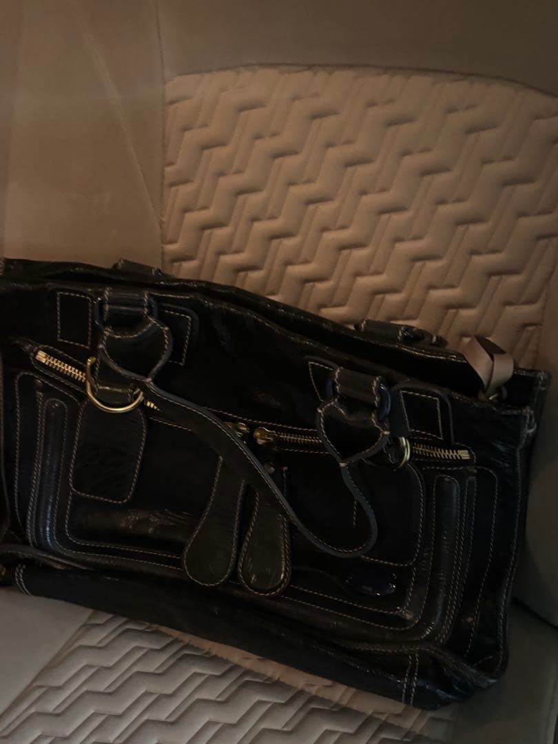 クロエ　黒レザーハンドバッグ