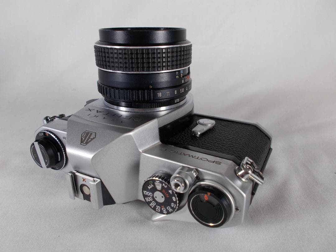 フィルムカメラ 整備済 完動品　Pentax SPF + f/1.8　L219