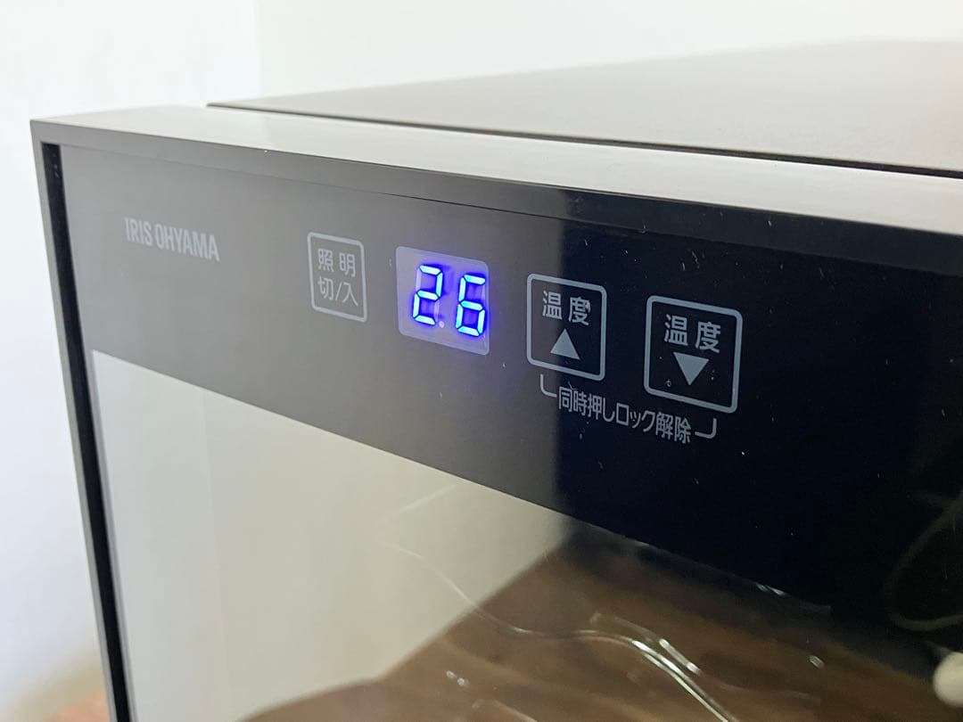 アイリスオーヤマ IRIS ワインセラー 2023年製 ペルチェ式