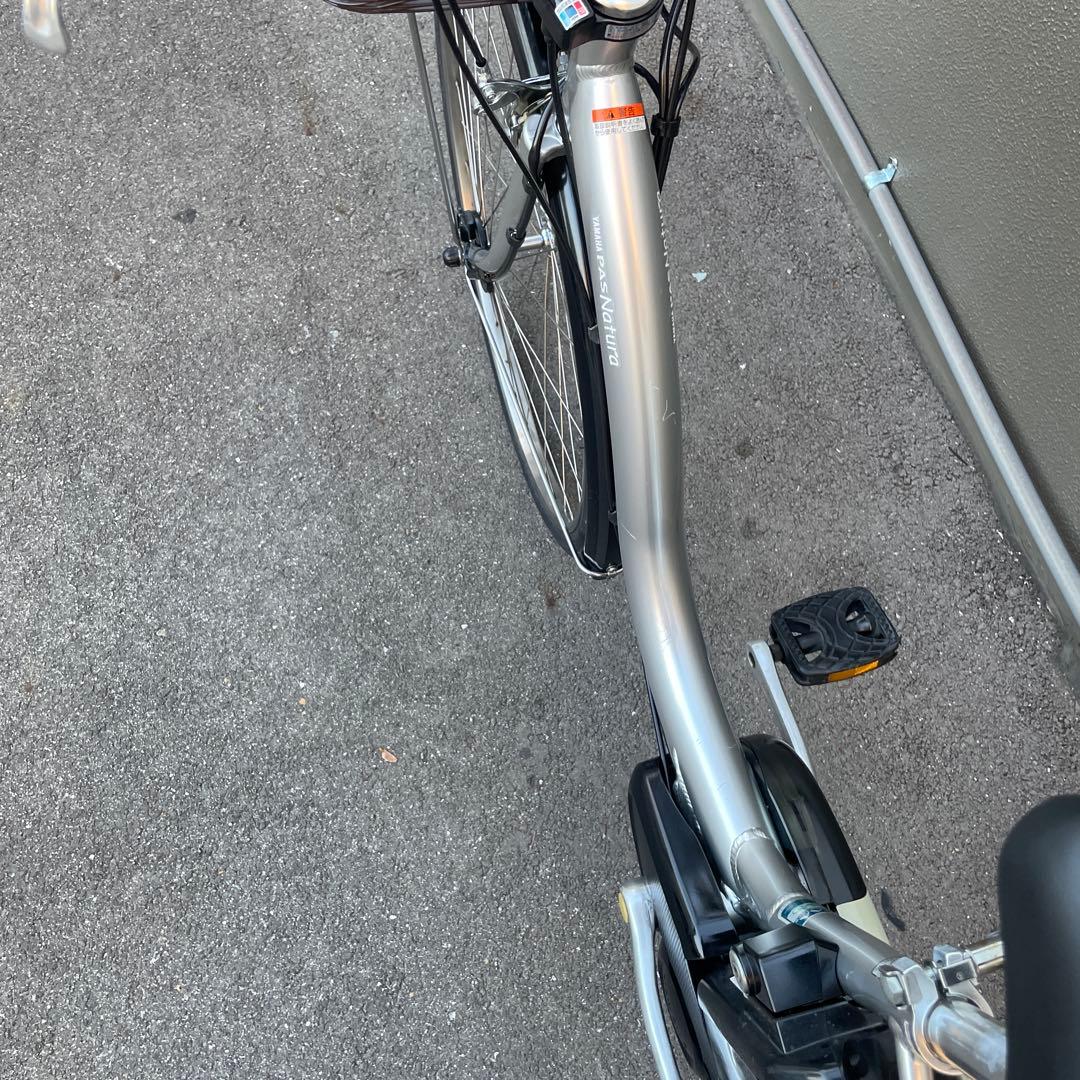 ヤマハ電動アシスト自転車26インチ シルバー