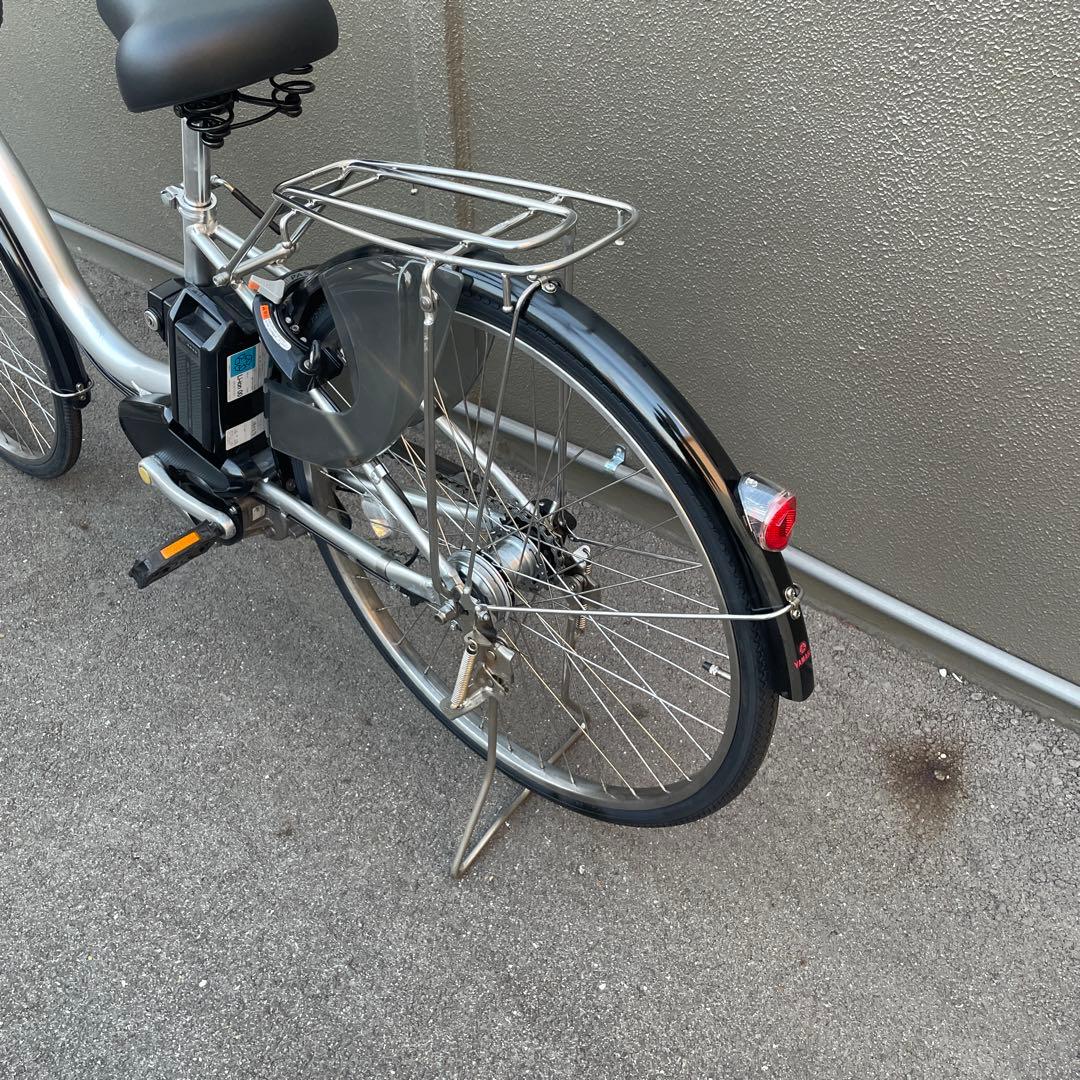 ヤマハ電動アシスト自転車26インチ シルバー