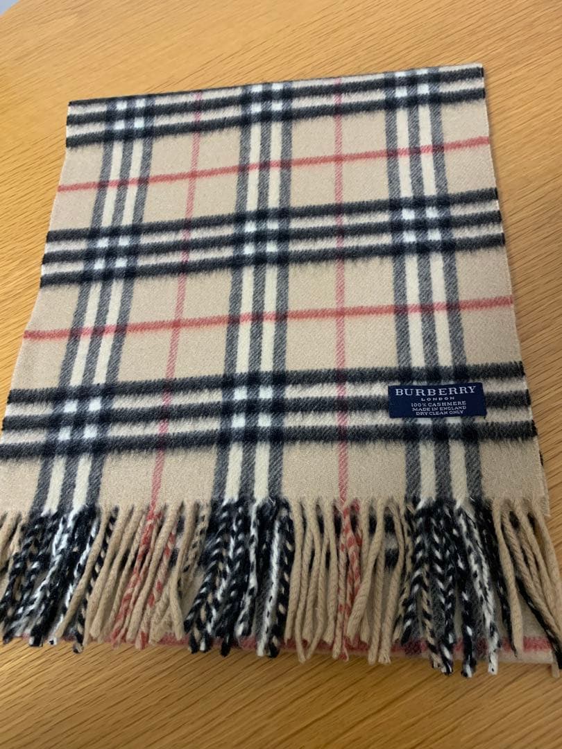 未使用に近い　Burberryマフラー　正規品　カシミヤ100
