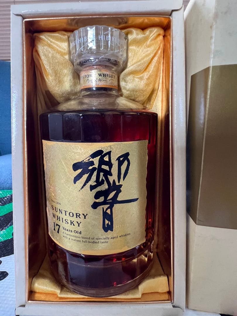 山崎サントリーウイスキー ゴルドラベル響 17年