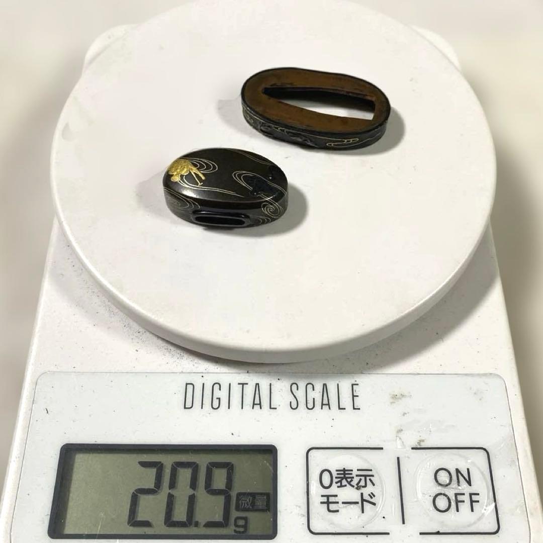 B-68 縁頭　金象嵌　武具　刀装具　骨董品　日本　時代物　美術品　工芸品