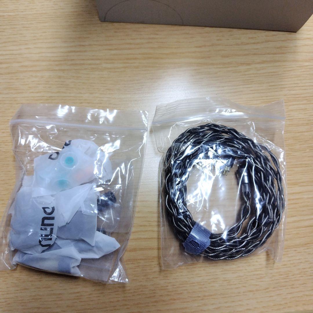 DUNU x Gizaudio DaVinci 　イヤホン