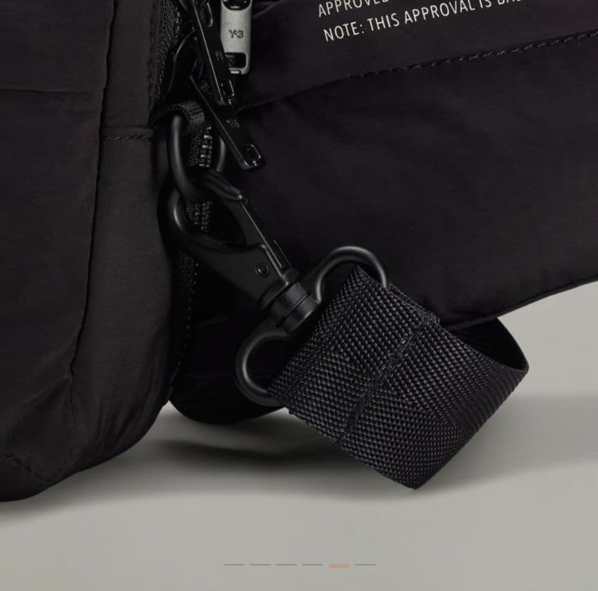 Y-3 ×レアルマドリード　クロスボディバッグ