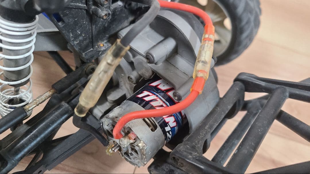 トラクサススラッシュ2WD(タミヤ、京商、ヨコモ、アルマ、Axial、アソシ)