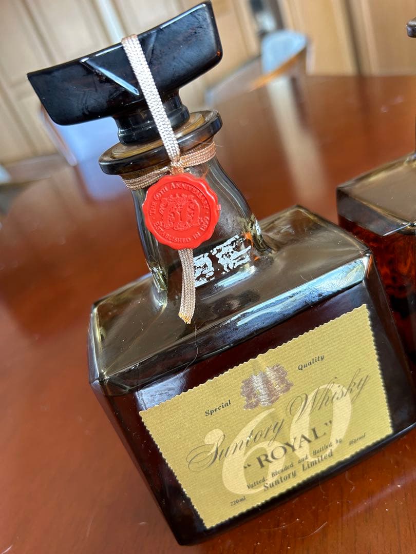 サントリーウイスキー ロイヤル 限定2本　720mℓ