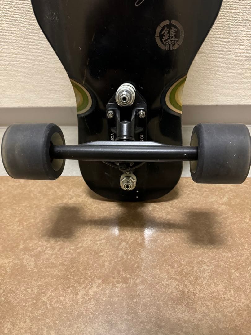 YOROI SKATE スケートボー　ド 黒　鎧 風神