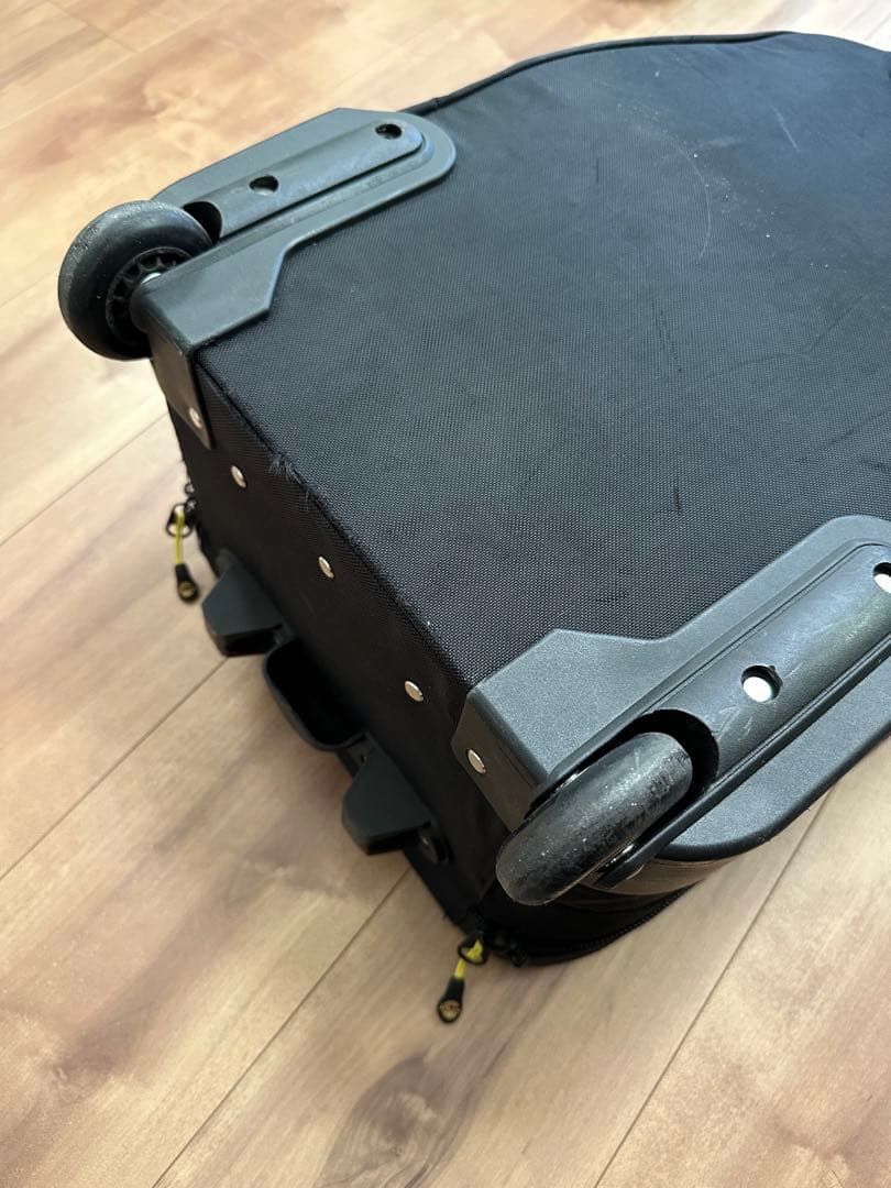 値下げ☆ATHLETA キャリーバッグ　スーツケースキャリーケース　小型