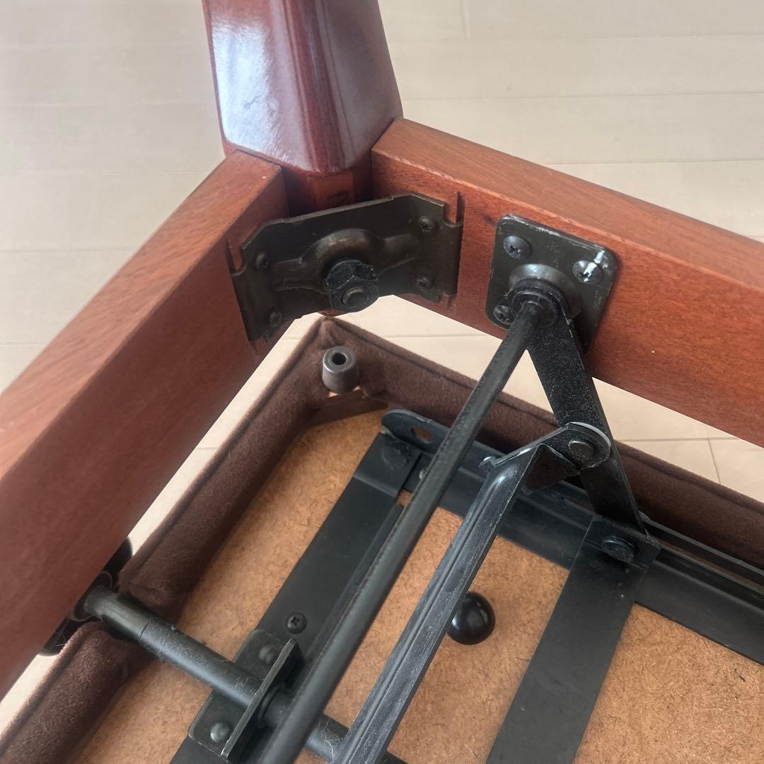 3/18までの特価品です！YAMAHAピアノ椅子（ネコ脚）