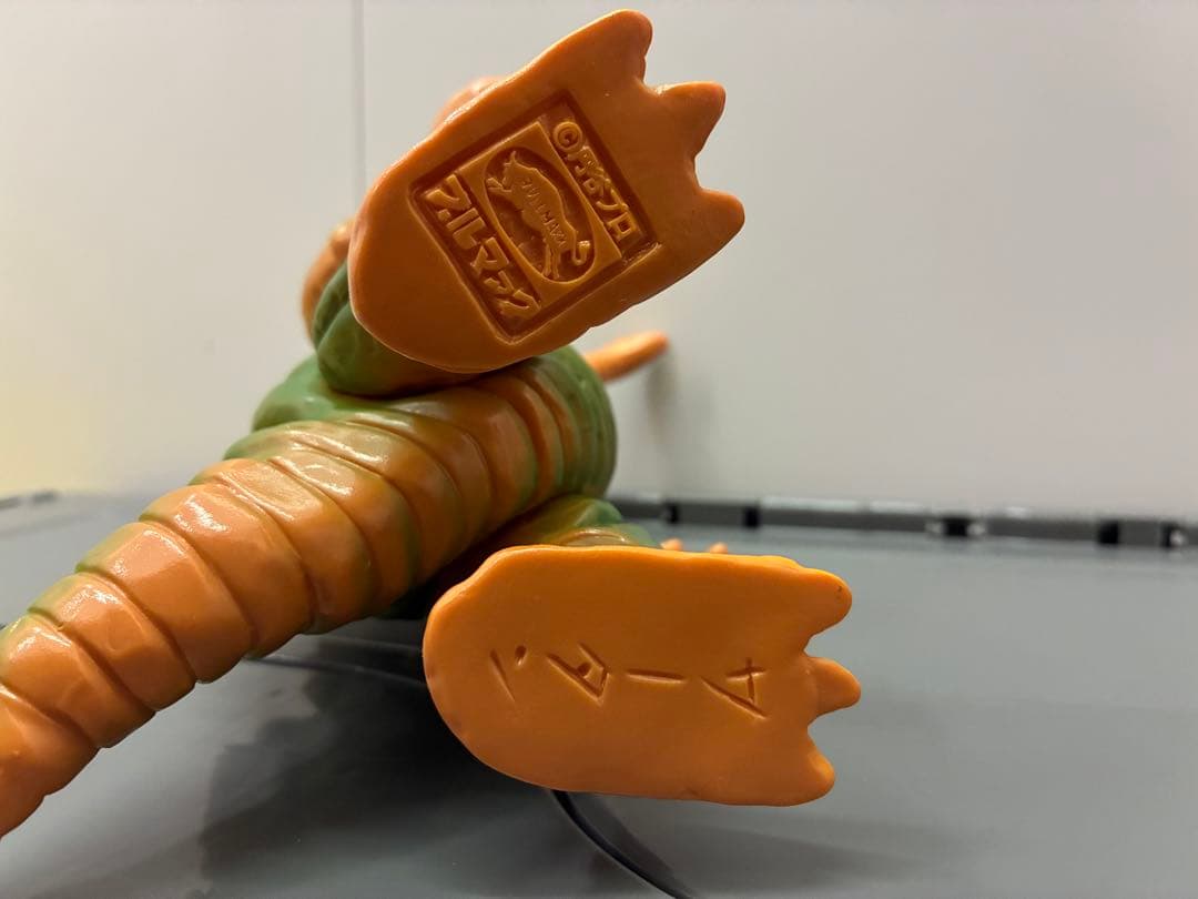 ブルマァク　帰ってきたウルトラマン　復刻版　サータン　ソフビ