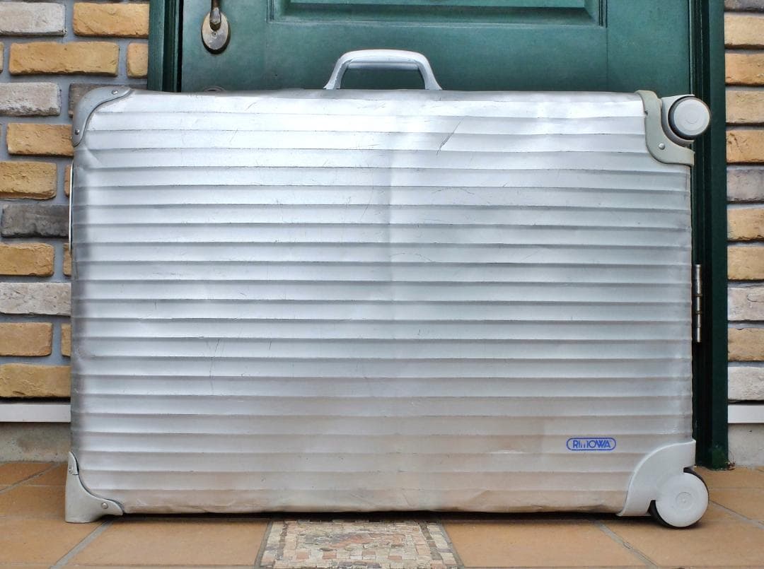 リモア 931.77『トパーズ』ジャンボ 2＋4輪プルタブ・ケース 104L