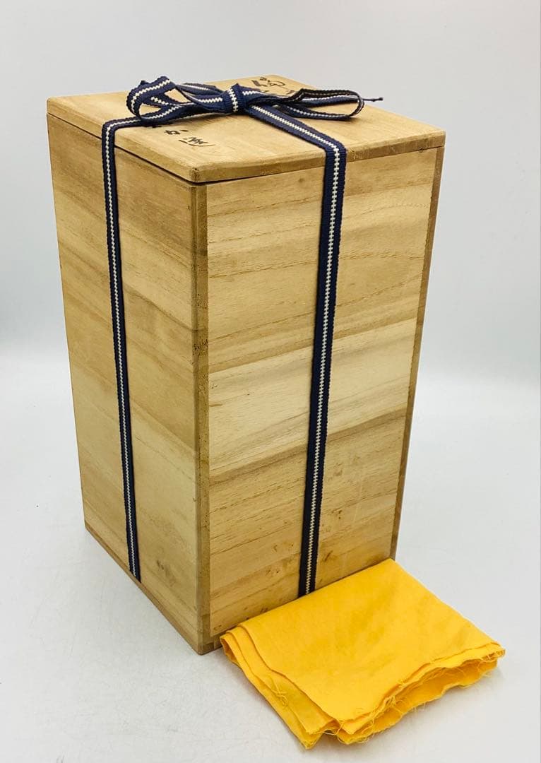 ★ 木南知加選先生　昭和初期の名工　備前焼裸婦　共箱　【27】　★