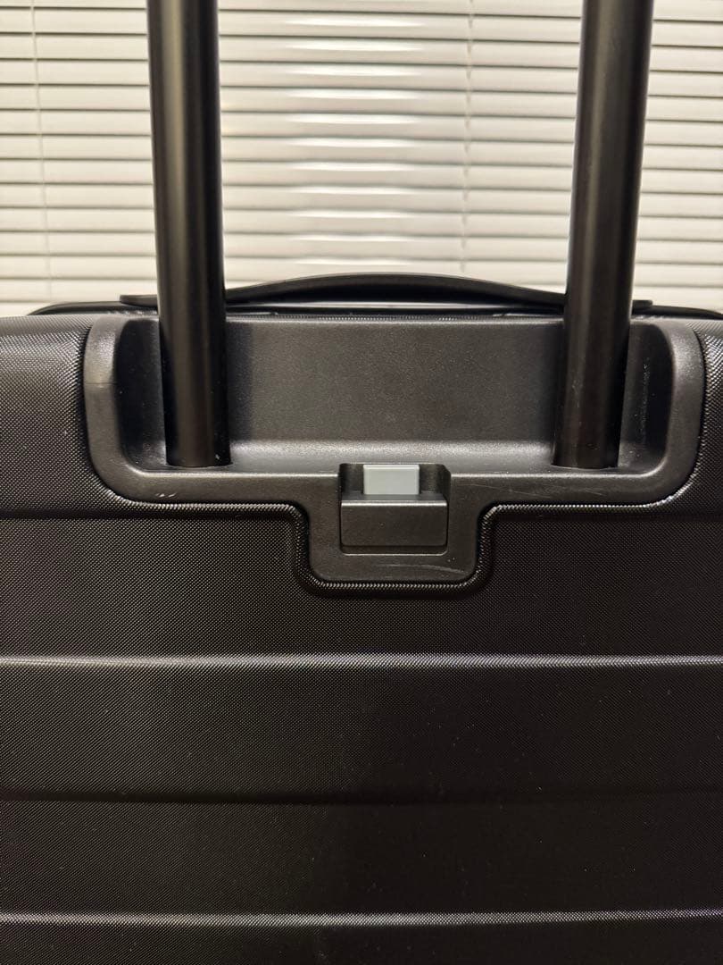 無印良品 ストッパー付きハードキャリー ブラック 機内持ち込み