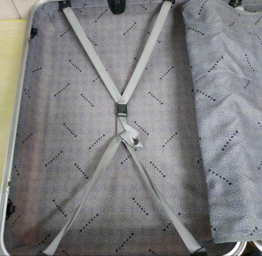 ProtecA エキノックス ライトα 96L ハンガー・鍵付き