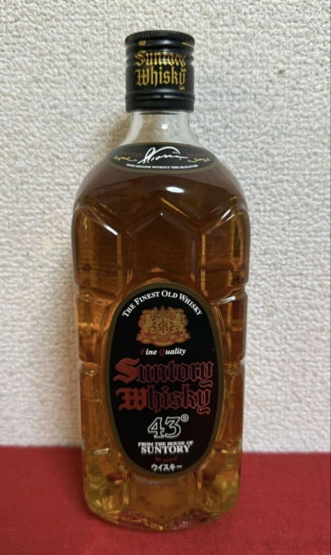 黒角　サントリー　 700ml 43%　 終売　角瓶　黒