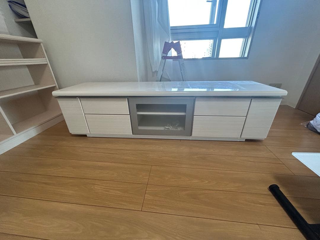 テレビ台(ローボードポスティア 175 WH)