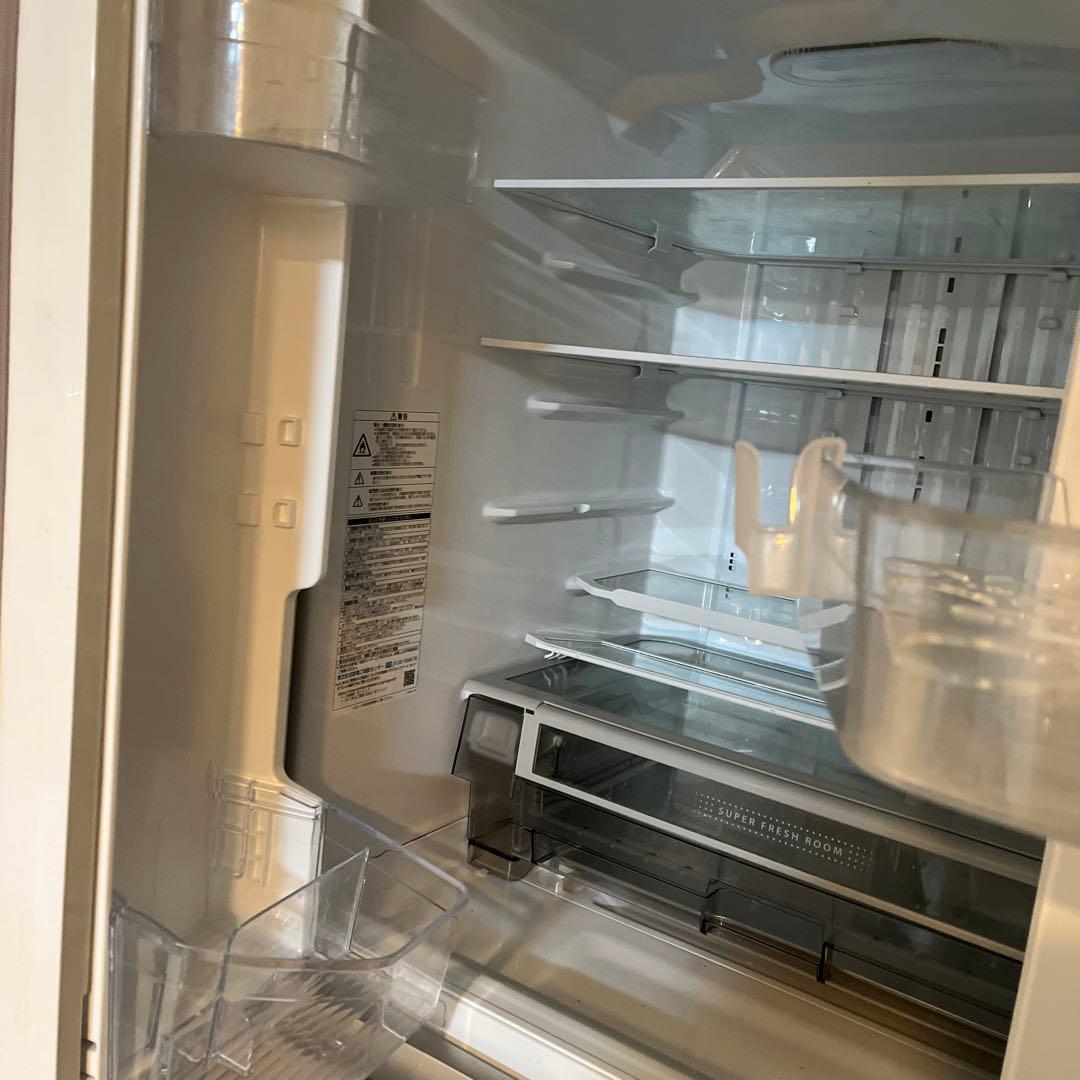 阿波座引き取り、大阪市内のみ送料込みに変更可TOSHIBA 6ドア冷蔵庫