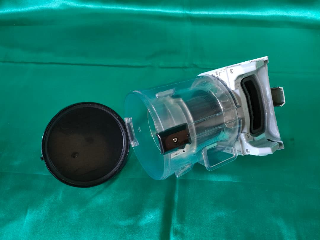 【状態良好】東芝クリーナー VC-YA712 掃除機 保証付