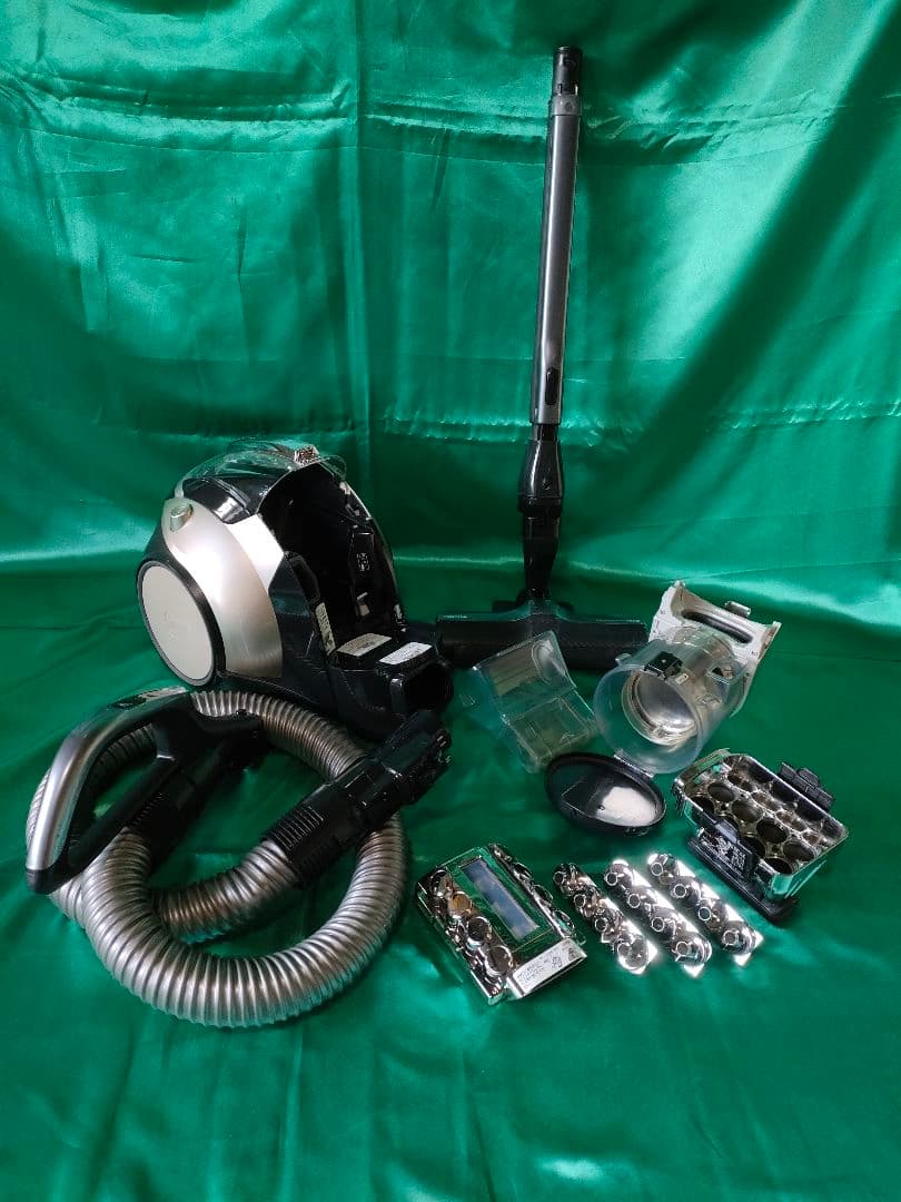 【状態良好】東芝クリーナー VC-YA712 掃除機 保証付