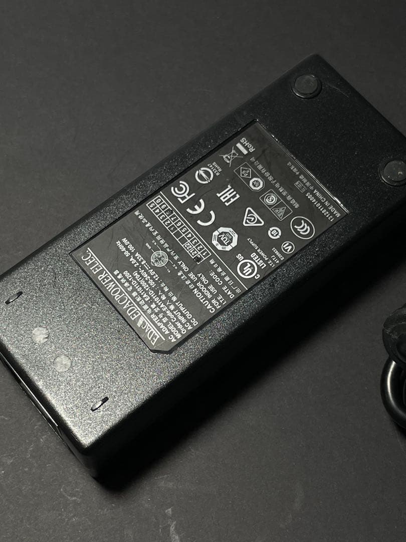 blackmagic ursa mini acアダプター