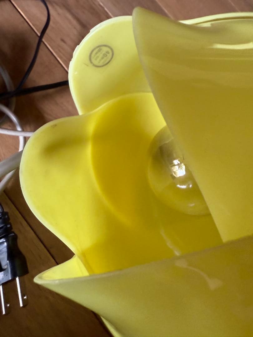 昭和レトロ　喫茶店　照明　チューリップ　イエロー　ペンダントライト　キッチン