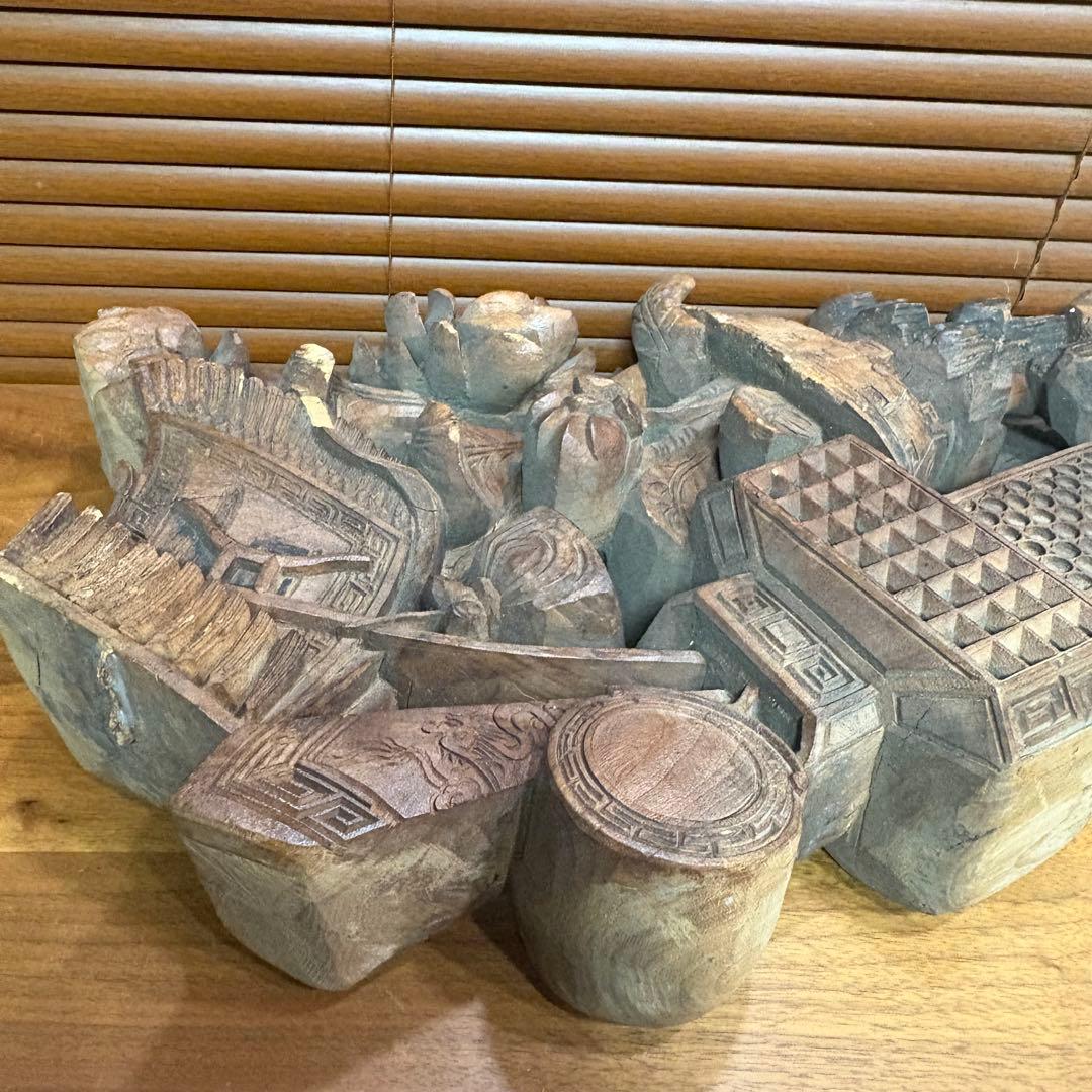 中国で購入　木彫　彫刻