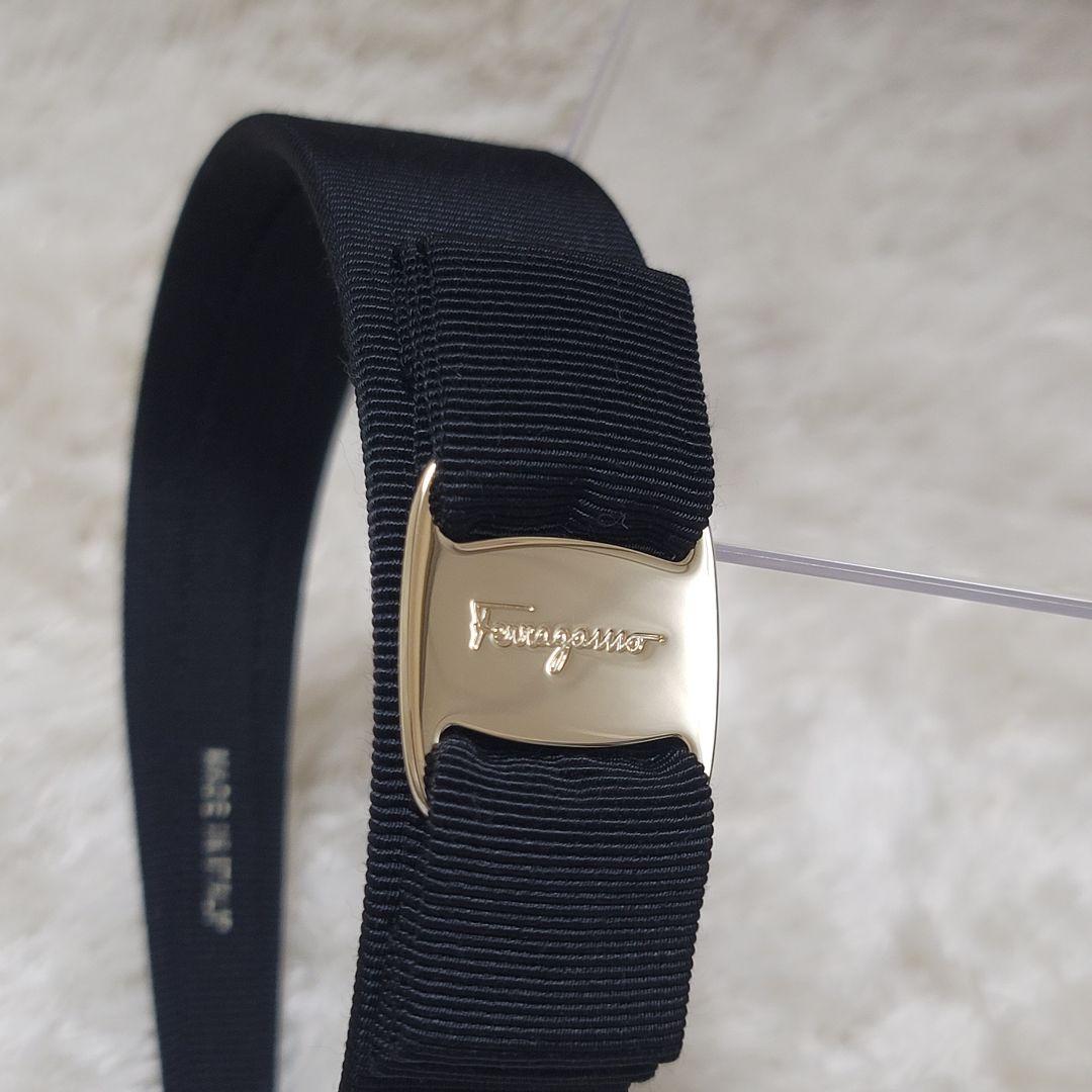 美品✨フェラガモ ヴァラ カチューシャ ブラック ゴールド金具 保存袋