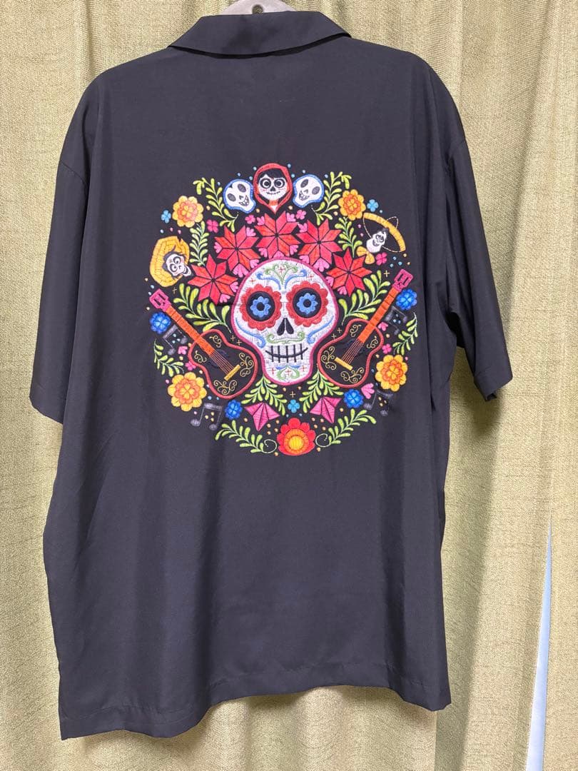 ☆売り切り値下げ☆リメンバー・ミー ディズニーストア 刺繍シャツ