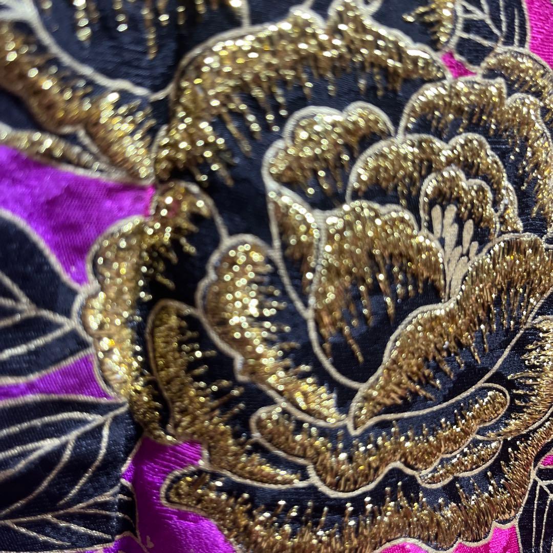 振袖　正絹　成人式　ローズピンク　黒薔薇　ばら