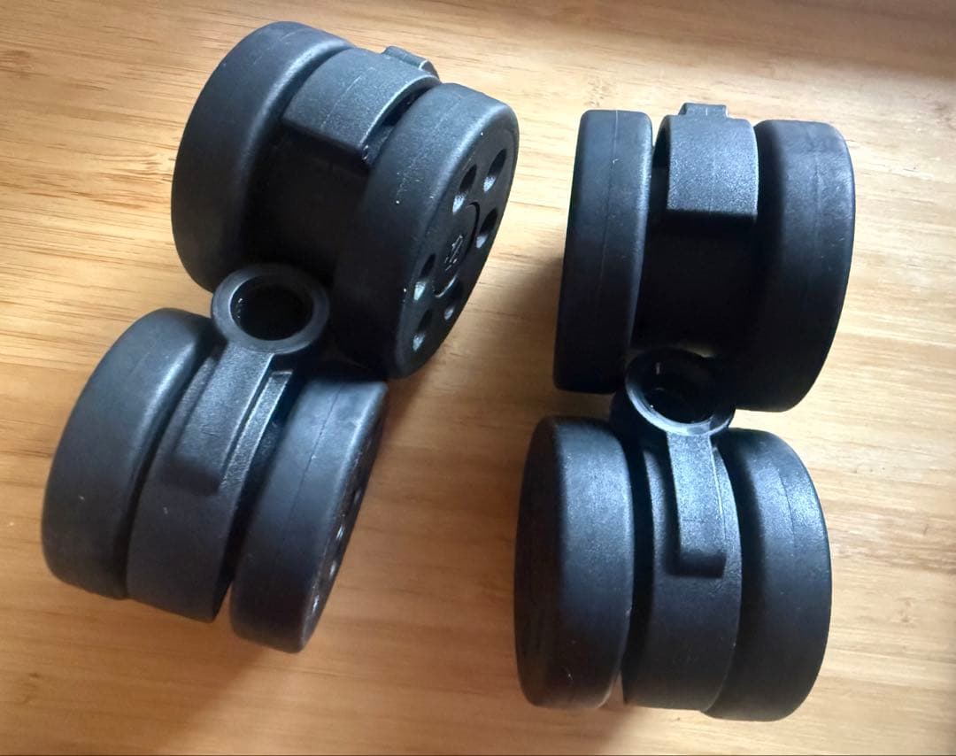 【新品・未使用品】RIMOWA リモワ　4輪キャスター