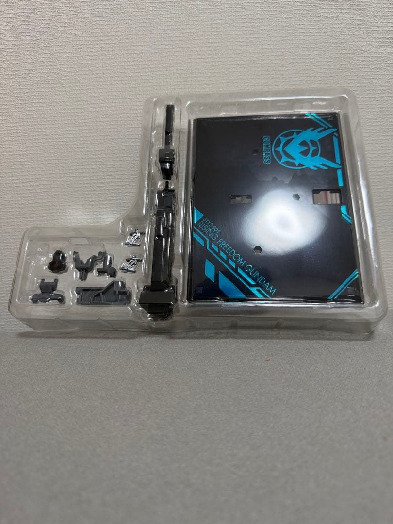 ライジングフリーダムガンダム　メタルロボット魂
