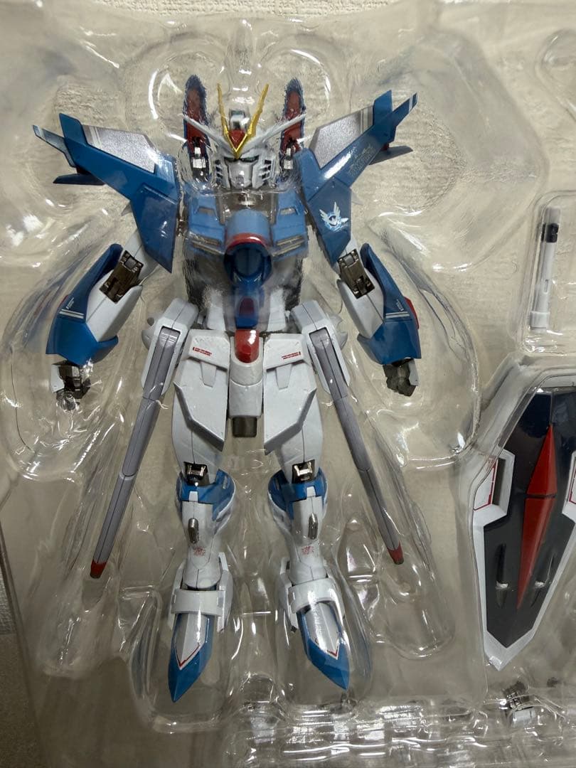 ライジングフリーダムガンダム　メタルロボット魂