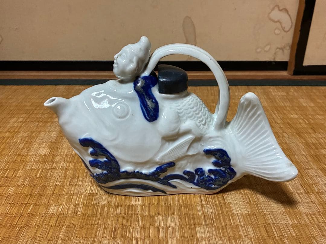 茶道具 白磁 魚型 陶器 手付き 急須 水柱 木箱付 中国美術？