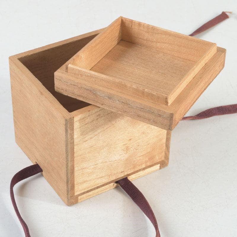 中国　剔紅　堆朱　花草山水刻　棗　時代箱　V　9767