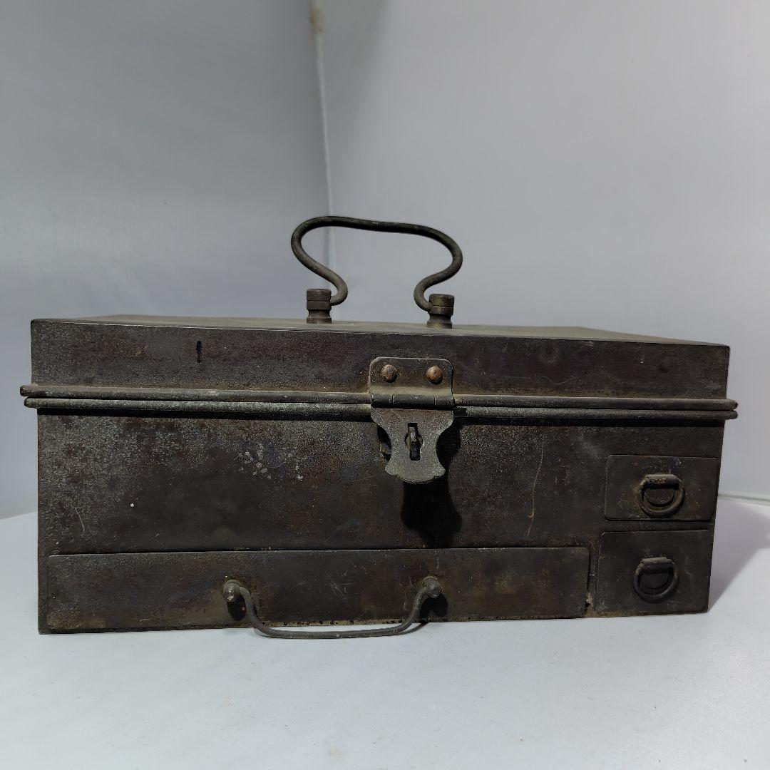 真鍮製収納ボックス 仕切り付き