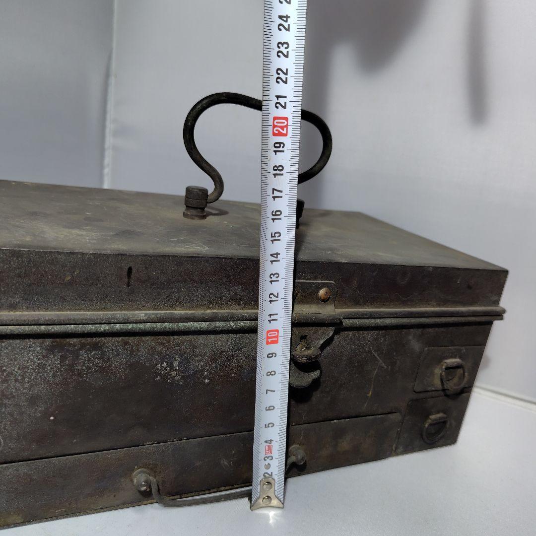 真鍮製収納ボックス 仕切り付き